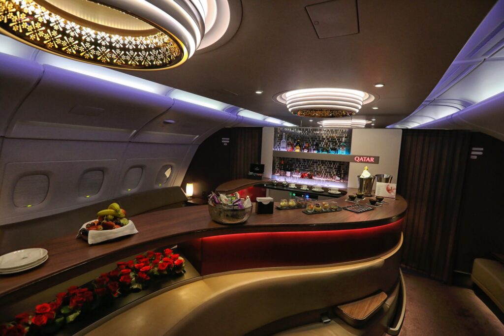 Lounge w A380 Qatar