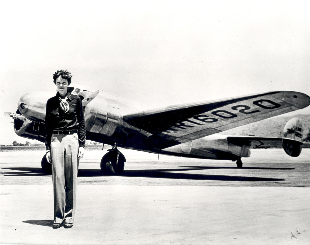 Earhart i samolot