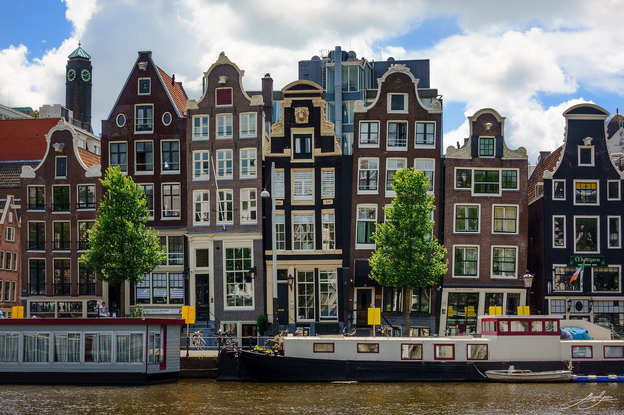 Amsterdam na weekend - Pijane domki